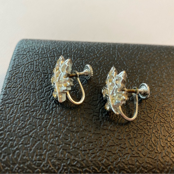 Vintage Maple Leaf Rhinestone Earrings - Picture 4 of 4